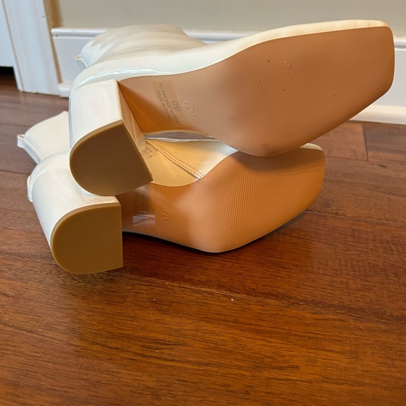 Lulus Bekka white patent square toe mid calf boot, size 7 1/2.  Brand new! - Picture 4 of 11